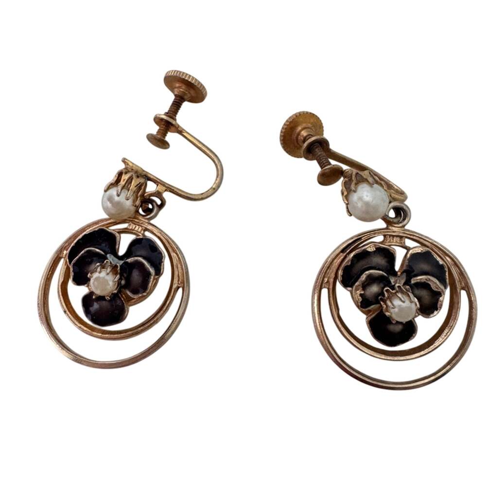 Vintage Gold Tone Enamel Flower Faux Pearl Clip On Earrings Womens Jewelry